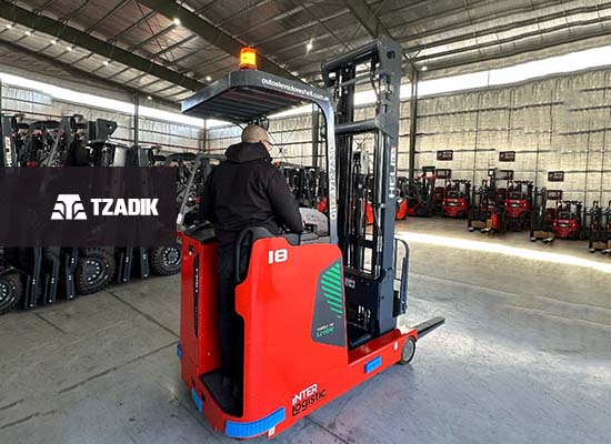 Apilador Eléctrico PREMIUM Reach HELI CQQ 18 G2 1800kg 2