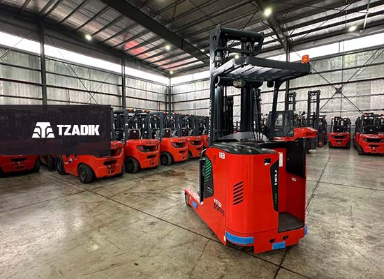 Apilador Eléctrico PREMIUM Reach HELI CQQ 18 G2 1800kg 1