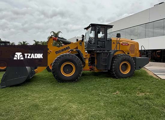 Pala Frontal M130HD 238HP Balde De 4,2M 3