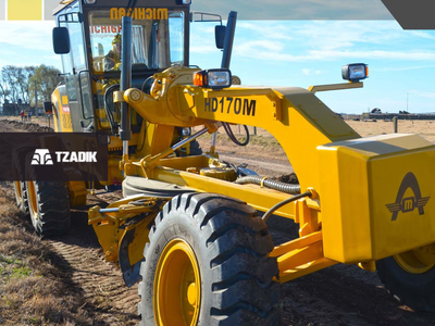 🚜 Motoniveladora Michigan modelo HD170M en TZADIK: Potencia y Financiación para tu Campo