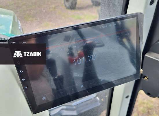 🚜 Tractor Chery by Lion RS 2204 – 220 HP 2