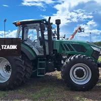 🚜 Tractor Chery by Lion RS 2204 – 220 HP 10