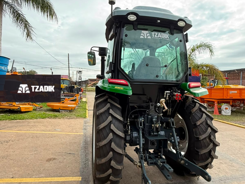 🚜 Tractor Chery RK754 4x4 de 80HP — Entrega Inmediata 10