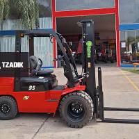 Autoelevador ByLion 35 |3.500kg |Torre Triple | Duales 3