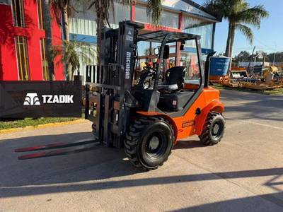 Elevador 3,5 Tn 4,5 Mts 4Wd Lk Todo Terreno