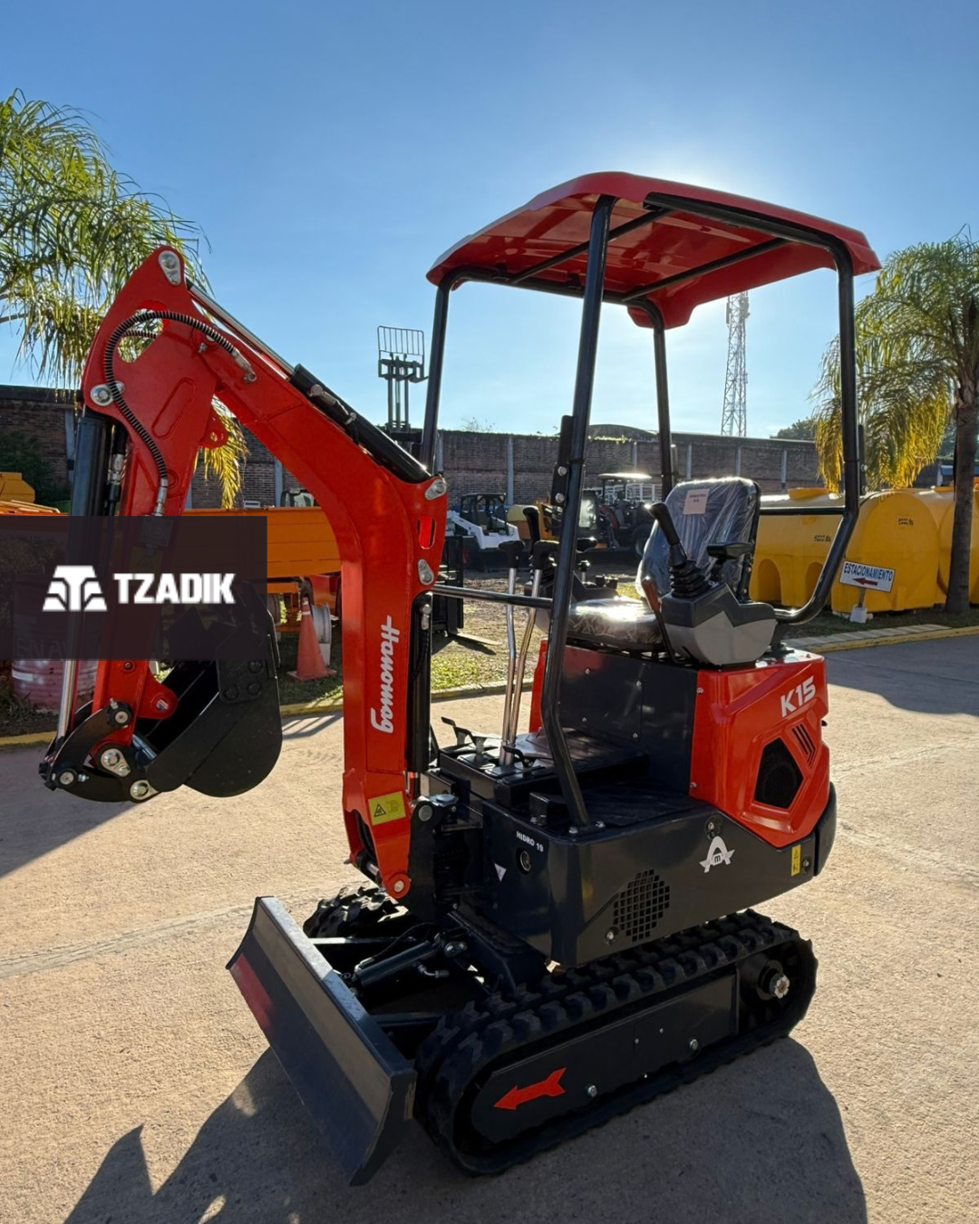 EXCAVADORA BURGER K15 - 1,2 TN COOP DIESEL 10HP 5