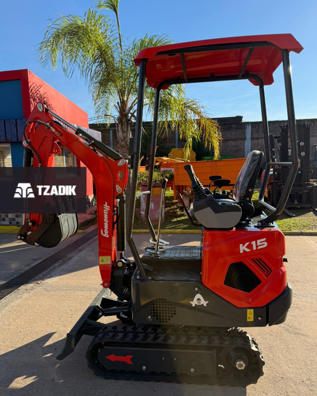 EXCAVADORA BURGER K15 - 1,2 TN COOP DIESEL 10HP