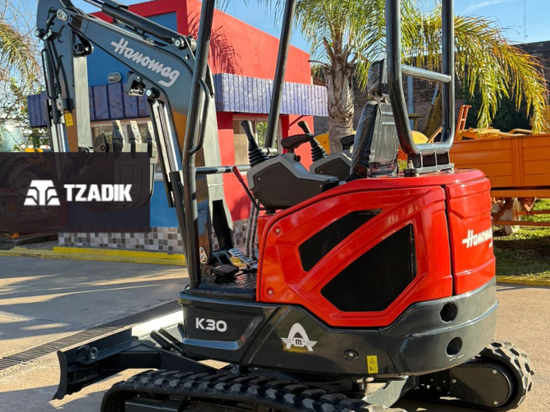 EXCAVADORA BURGER K30 - 2,7 TN SHANCHAI 3