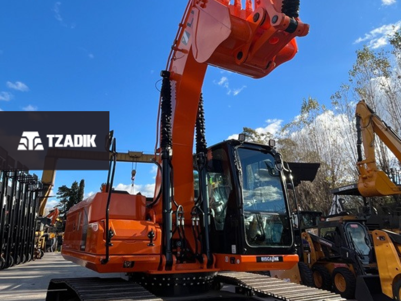 EXCAVADORA LIANGONG R321 2