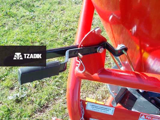 Fertilizadora YOMEL RSP 360 – 3 Puntos 7