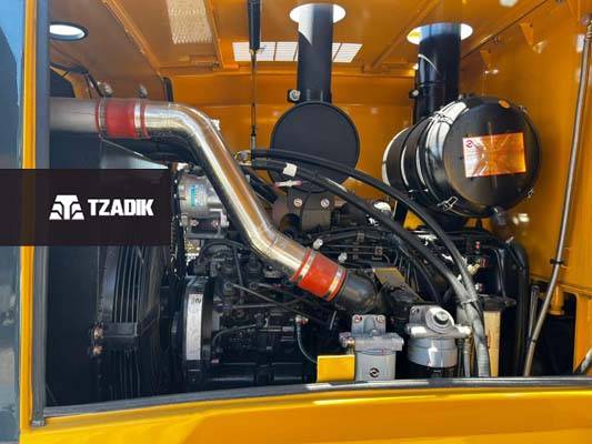 Motoniveladora Sinomach 717H 177 HP 3