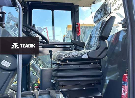 Rodillo compactador pata de cabra XCMG XS123H 3