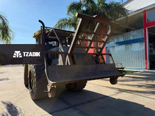 Tractor Articualdo Pauny Evo 500C ÚNICO 6