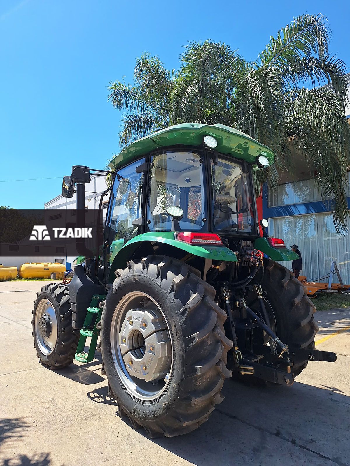 Tractor Chery Bylion Rc 1204 125 Hp 0Km 4X4 3