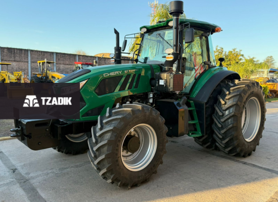 Tractor Chery CFK2404 240hp 3