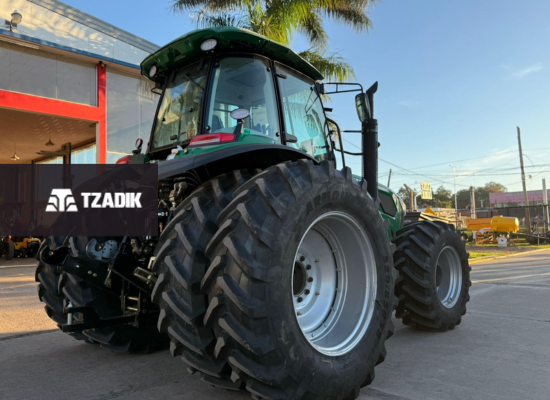 Tractor Chery CFK2404 240hp 7