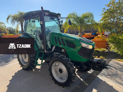 Tractor Chery en stock nuevo modelo CFE 904 de 90 HP 4x4