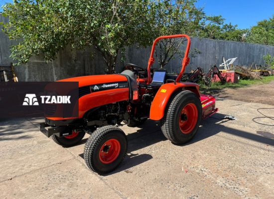 Tractor Hanomag 300P Parquero 4
