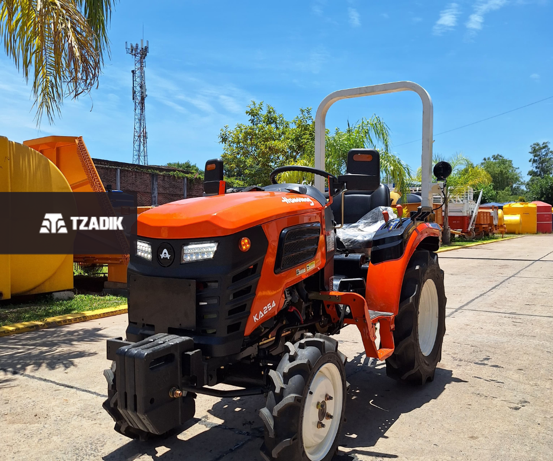 TRACTOR HANOMAG KA 254 - 25HP - 4WD - Agrícola 2