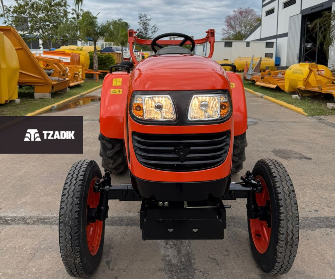 Tractor Hanomag STARK 300A - 25HP - ROOPS 3