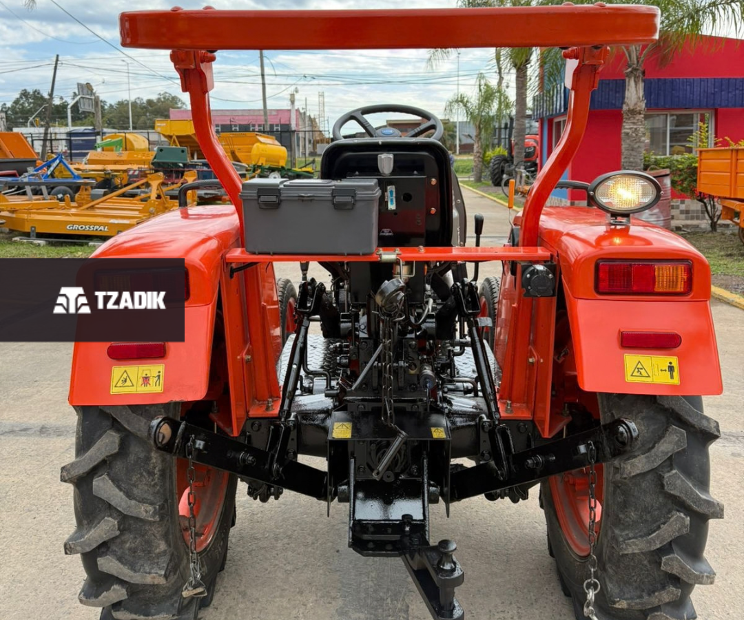 Tractor Hanomag STARK 300A - 25HP - ROOPS 7