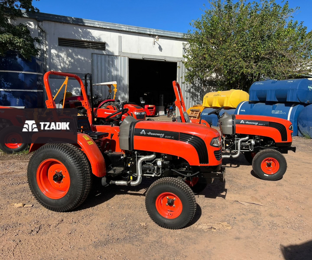 Tractor Hanomag STARK 300P - 25HP - 2WD - Parquero 4