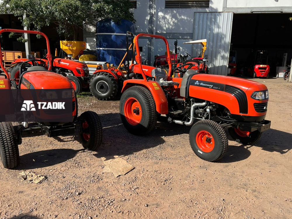 Tractor Hanomag STARK 300P - 25HP - 2WD - Parquero