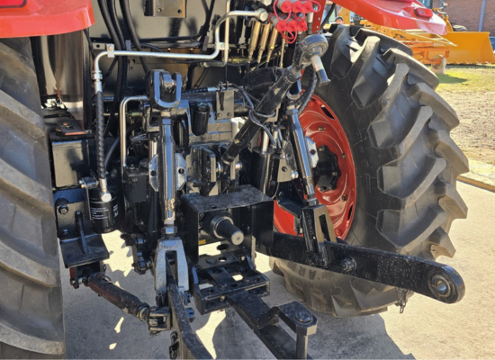 Tractor Hanomag Stark 800 con cabina 3