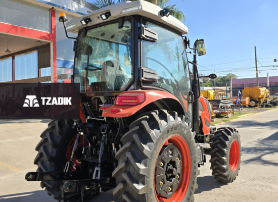 Tractor Hanomag Stark 800 con cabina 8