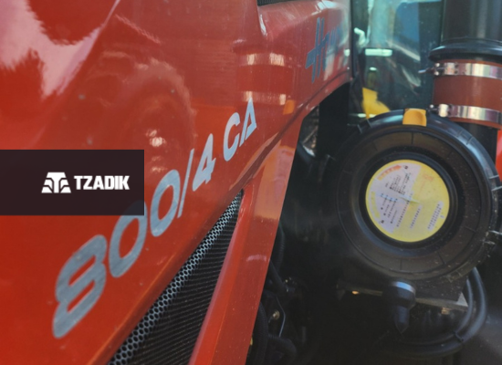 Tractor Hanomag Stark 800 con cabina 15