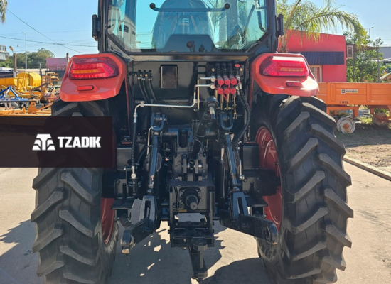 Tractor Hanomag Stark 800 con cabina 20
