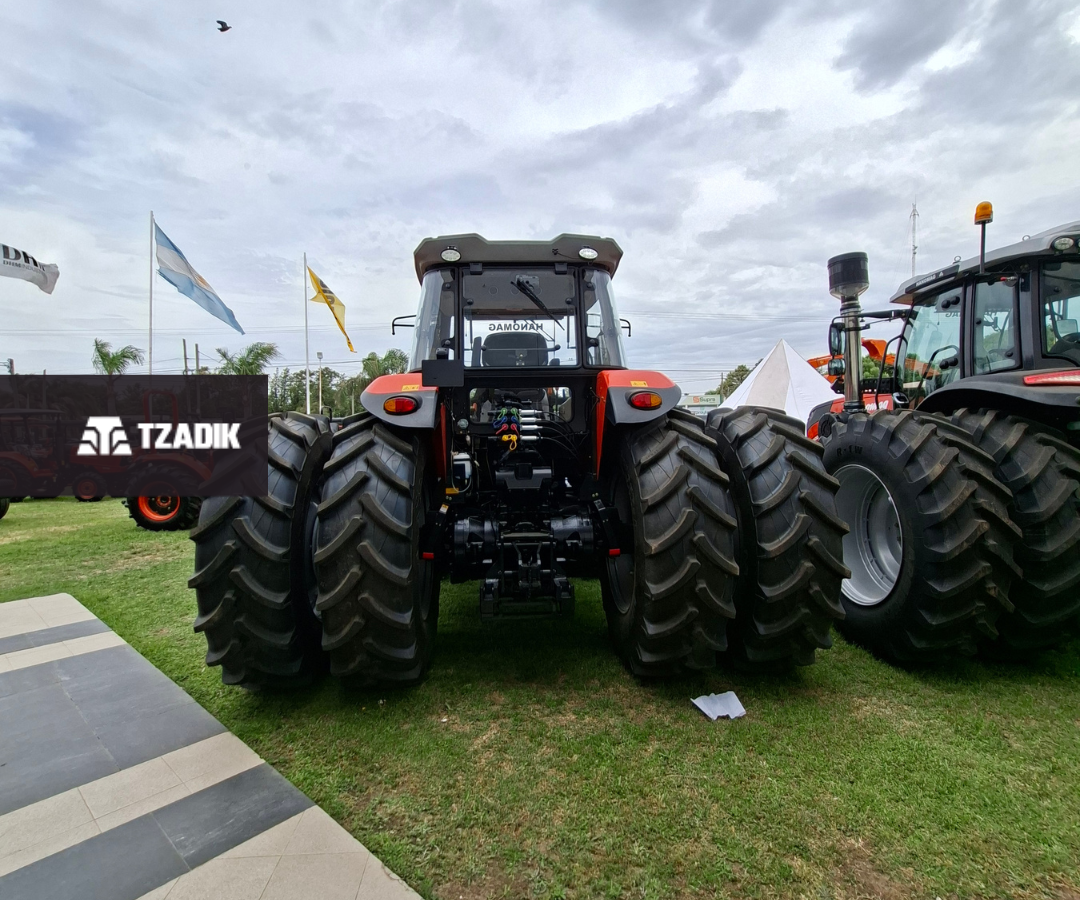 Tractor Hanomag TR195CA 180HP 4WD Agrícola con Cabina con Aire DUAL 4