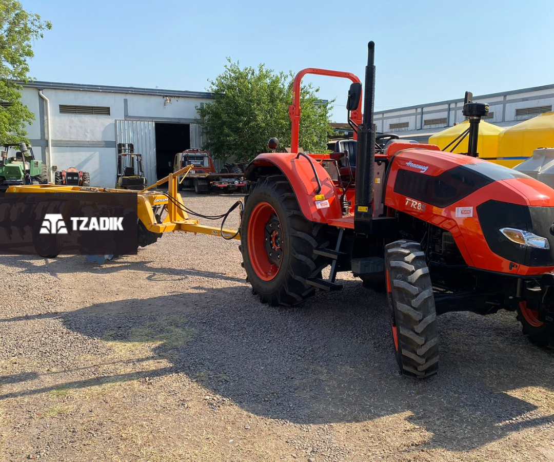 Tractor Hanomag TR85 - 80HP 4WD Agrícola ROPS 2