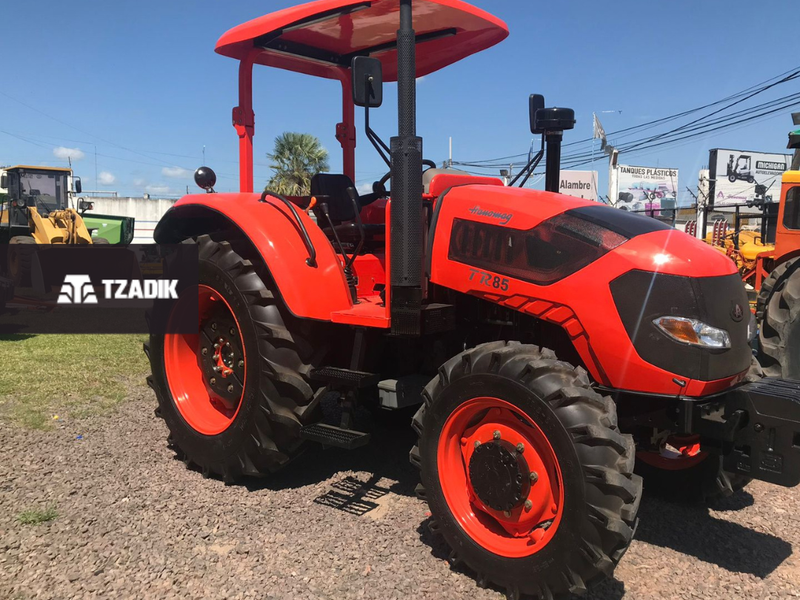 Tractor Hanomag TR85 - 80HP 4WD Agrícola ROPS 4