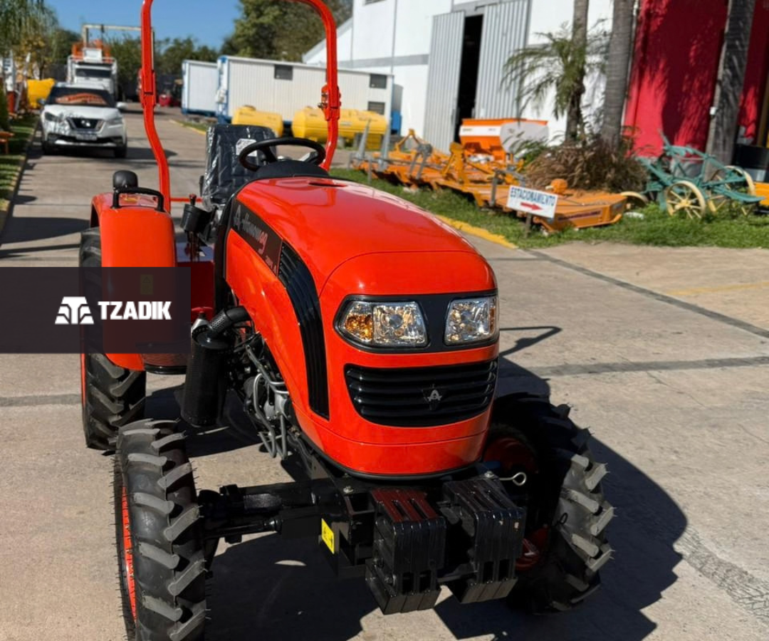 Tractor Hanomga STARK 304A - 25HP - 4WD - Agrícola 6
