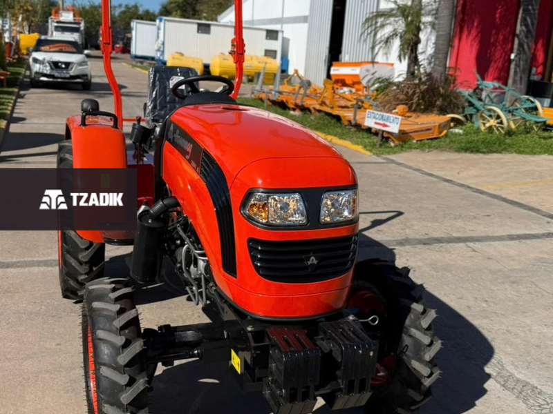 Tractor Hanomga STARK 304A - 25HP - 4WD - Agrícola 6
