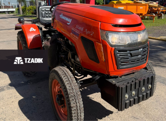 Tractor 🚜 usado Hanomag stark AGR2  4